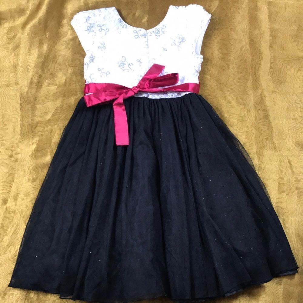 Jona Michelle Christmas Girls Dress Size 10